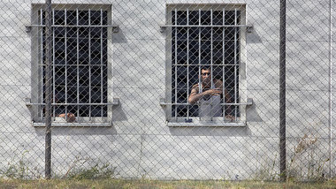 Kontakt zu den Hungerstreikenden im Abschiebegef&auml;ngnis im b...