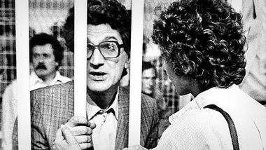 Die Traurigkeit &uuml;berwinden: Antonio Negri im Juli 1983 vor ...