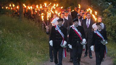 Vorw&auml;rts in die Vergangenheit: Auf dem j&auml;hrlichen Burs...