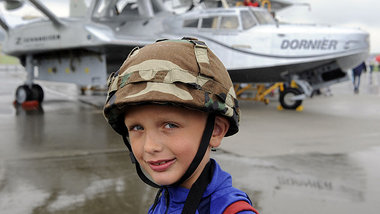 Dieser Junge war nicht beim Ferienspa&szlig; der Reservisten. F&...