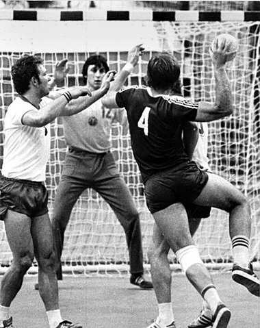 Rückhalt beim Olympiasieg 1980: Wieland Schmidt im Tor des DDR-N... Rückhalt beim Olympiasieg 1980: Wieland Schmidt im Tor des DDR-N...