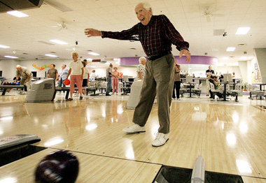Im Alter eine ruhige Kugel schieben ist mit dieser Bundesregieru... Im Alter eine ruhige Kugel schieben ist mit dieser Bundesregieru...