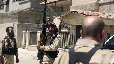 UN-Inspektoren im Blick: K&auml;mpfer der &raquo;Freien Syrische...