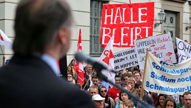 Sachsen-Anhalts Ministerpräsident Reiner Haseloff (CDU) vor... Sachsen-Anhalts Ministerpräsident Reiner Haseloff (CDU) vor...