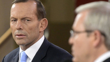 Oppositionsführer Tony Abbott (l.) mit Premierminister Kevin Rud... Oppositionsführer Tony Abbott (l.) mit Premierminister Kevin Rud...