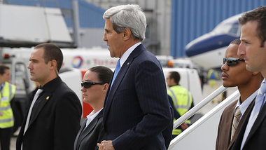 US-Au&amp;szlig;enminister John Kerry bei seinem Eintreffen am D...