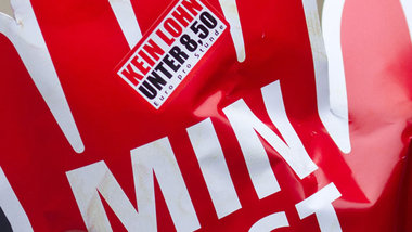 Mindestlohn w&auml;re Mittel gegen &shy;Dumpingtarife, sagen DGB...
