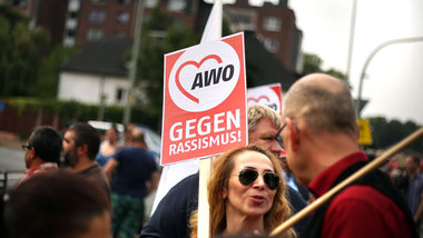 Duisburger gegen Rassismus: Demonstration am 29. August vor der ... Duisburger gegen Rassismus: Demonstration am 29. August vor der ...