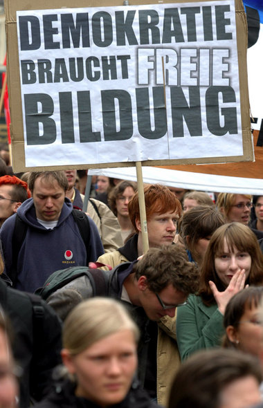 Studenten wehren sich gegen Ausgrenzung per Hochschulgebühren