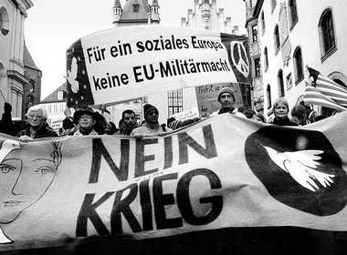 Seit Jahren protestieren Friedensaktivisten gegen die Münchner »...