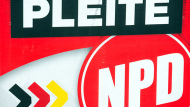 Es bleibt zu hoffen, daß die Stimmverluste der NPD bei der... Es bleibt zu hoffen, daß die Stimmverluste der NPD bei der...