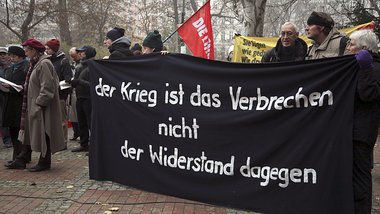 Vor dem Amtsgericht Berlin-Tiergarten am 23. November 2011: Ford...