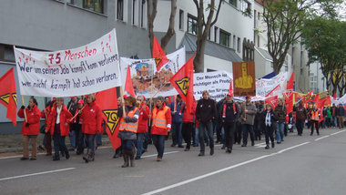 Menschen sind wichtiger als Profit. Demonstration am Mittwoch in...