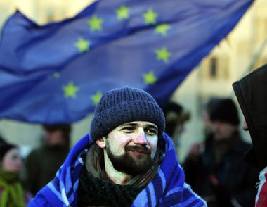 Unter EU-Fahnen: westlich inspirierte Opposition, Minsk im März ...