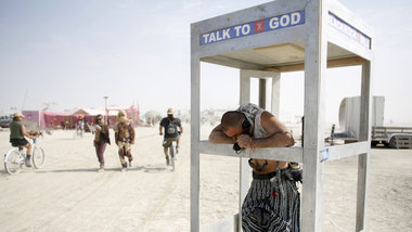Telefonie auf dem »Burning Man«-Festival, Nevada, 2013