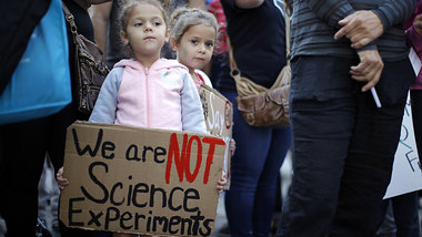 Protest selbst in den USA: Teilnehmer am &raquo;Marsch gegen Mon...