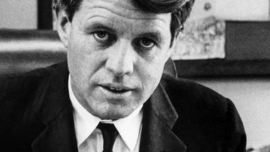 Nach einer Wahlkampfveranstaltung erschossen: Robert Kennedy Nach einer Wahlkampfveranstaltung erschossen: Robert Kennedy