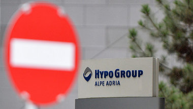 Hier nicht weiter? HGAA-Zentrale im österreichischen Klagen... Hier nicht weiter? HGAA-Zentrale im österreichischen Klagen...