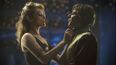 Aus dem Stegreif ist sie die Herrin aller Ironien (Emmanuelle Se...