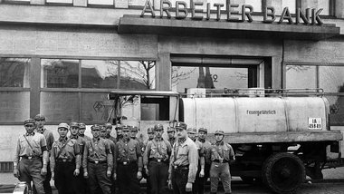 Auch die Beitr&auml;ge von 340000 Sparern, die auf einen eigenen...