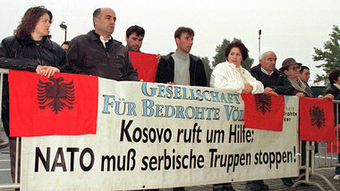 Stimmungsmache: Mitglieder der »Gesellschaft für bedr... Stimmungsmache: Mitglieder der »Gesellschaft für bedr...