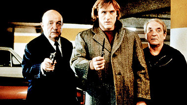 Klappmesser in der Hand &ndash; G&eacute;rard Depardieu (M.), da...