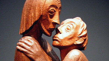 Ernst Barlachs Plastik &amp;raquo;Christus und Thomas&amp;laquo;...