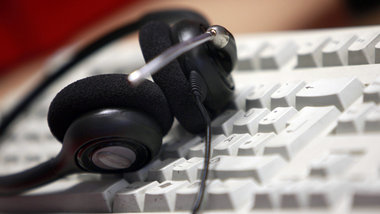 Callcenter-Beschäftigte fordern Tarifvertrag: Die Streikfro... Callcenter-Beschäftigte fordern Tarifvertrag: Die Streikfro...