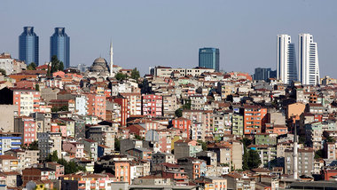 »Urbane Transformation« – Die AKP-Regierung tr... »Urbane Transformation« – Die AKP-Regierung tr...