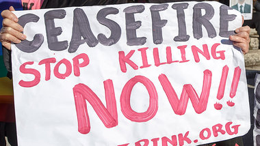 Demonstration vor dem Hotel in Montreux, in dem am 22. Januar di...
