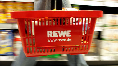 Die Genossenschaftskette Rewe ist nach der &Uuml;bernahme von To...