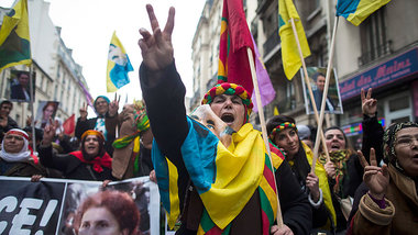 Kurden demonstrierten ein Jahr nach der Ermordung dreier PKK-Akt...