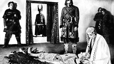 F&uuml;r Fritz Lang ist der Begriff der Ehre &ndash; ein feudale...