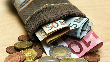 Erst Bankenrettung mit Steuergroschen, dann Wirtschaftsfinanzier...
