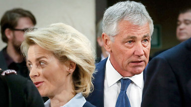 Risse in der Allianz: Verteidigungsministerin Ursula von der Ley...