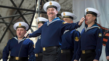 Konzert auf der Krim: Der Chor der russischen Marine am Sonntag ...
