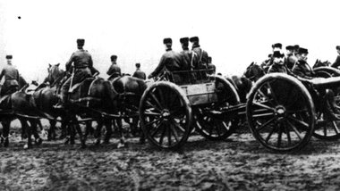 Feldartillerie der serbischen Armee während des Aufmarsches... Feldartillerie der serbischen Armee während des Aufmarsches...