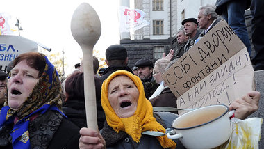 Proteste in Kiew gegen geplante Sozialkürzungen (7. November 201...