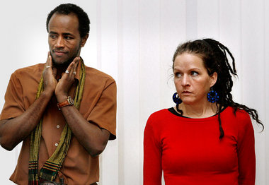 Ermyas Mulugeta und seine Ehefrau Steffi am Freitag in Potsdam Ermyas Mulugeta und seine Ehefrau Steffi am Freitag in Potsdam