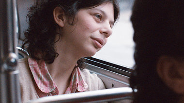 Verzerrte Kameraperspektiven vermitteln nicht nur die Liebeskumm...