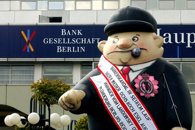 Sparkassenprivatisierung als Spätfolge des Berliner Bankenskanda... Sparkassenprivatisierung als Spätfolge des Berliner Bankenskanda...