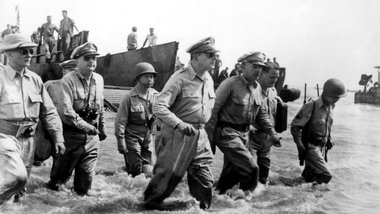 Der Oberbefehlshaber der US-Streitkr&auml;fte im fernen Osten (U...