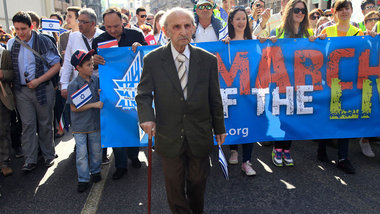 Marsch der Lebenden: Demonstration zur Erinnerung an die ermorde...