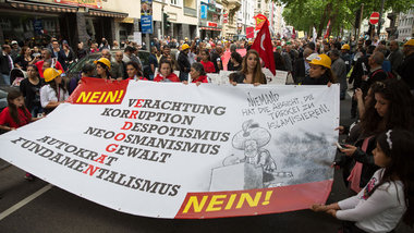 Mobilisierungsschub durch Polizeigewalt und Grubenunglück: ... Mobilisierungsschub durch Polizeigewalt und Grubenunglück: ...