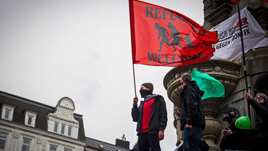 Protest gegen die deutsche Fl&uuml;chtlingspolitik im Hamburg: D...