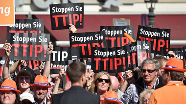 Proteste gegen das Freihandelsabkommen TTIP w&amp;auml;hrend des...