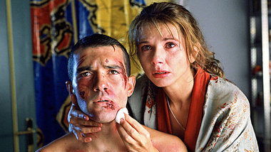 Ein Film von Pedro Al&shy;mod&oacute;var: &raquo;Fessle mich!&la...