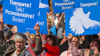 Parteitag im Mai in Berlin: Die Linke warnt vor einer Eskalation... Parteitag im Mai in Berlin: Die Linke warnt vor einer Eskalation...