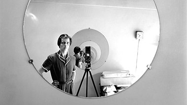 Nanny, Messie, Superstar: Vivian Maier, undatiertes Selbstportr&...