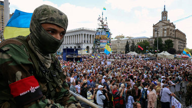 Protestdemonstration Tausender ukrainischer Rechter gegen den Wa...